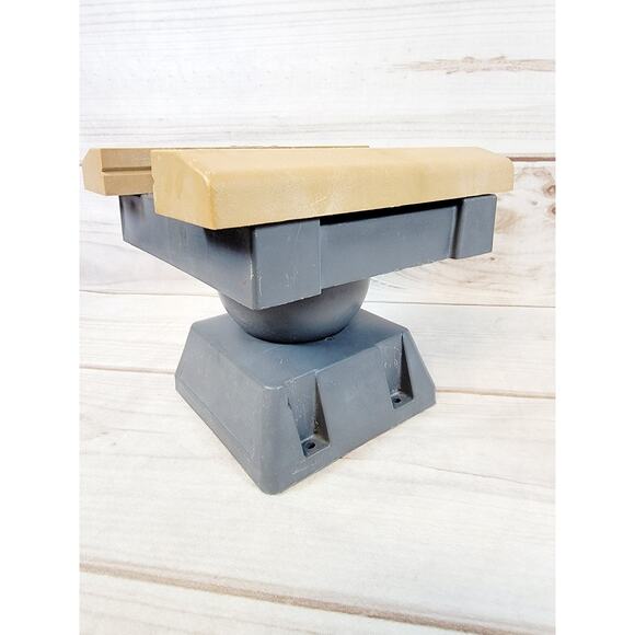 Black & Decker Workmate 8" Bench Top Work Center & Vise Hobbycrafter 79-025 - Picture 9 of 12